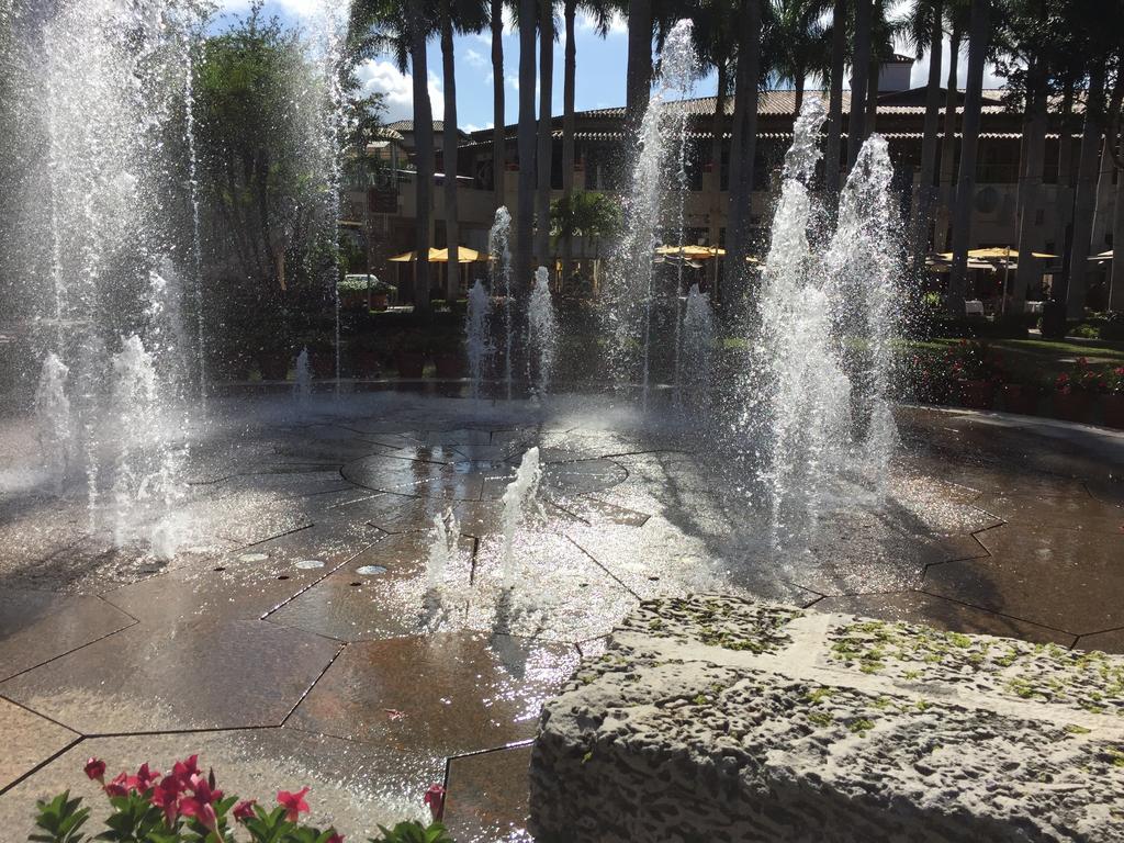 Lyx Suites At Merrick Park In Coral Gables Exterior foto