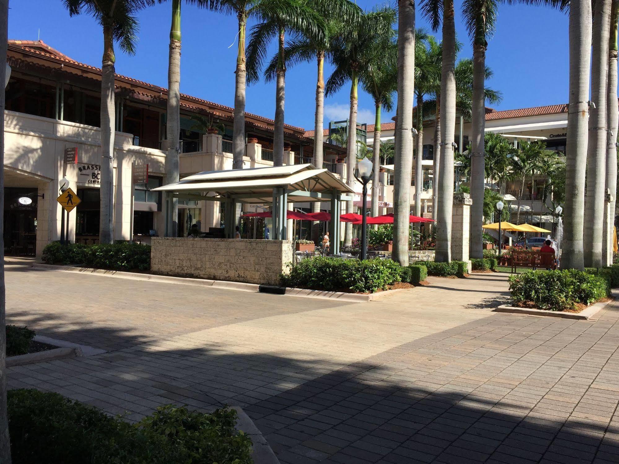 Lyx Suites At Merrick Park In Coral Gables Exterior foto